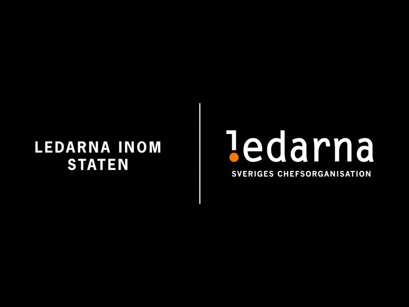 Logotyp för Ledarna inom staten. Svart platta.